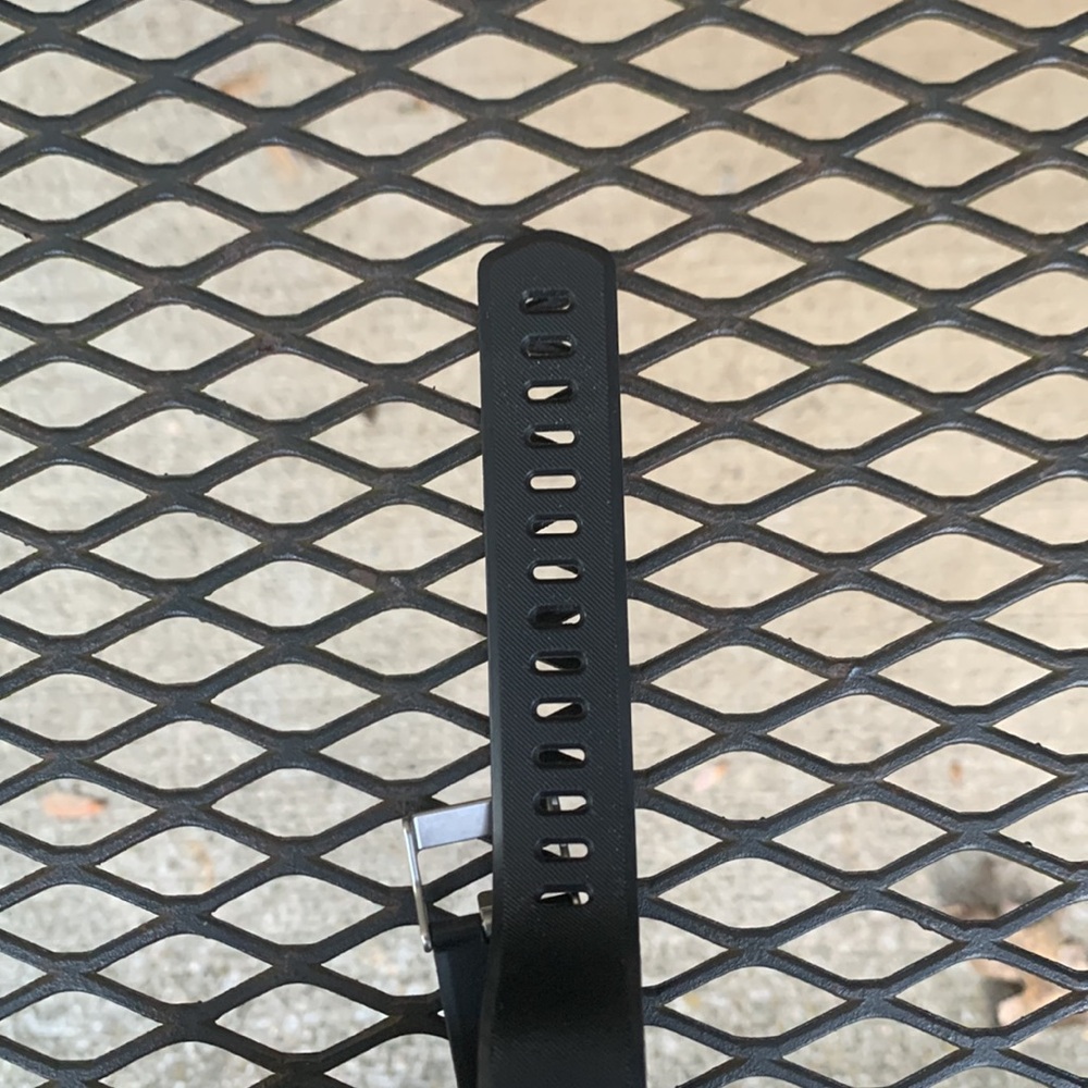 Fitbit - Picture 15 of 15